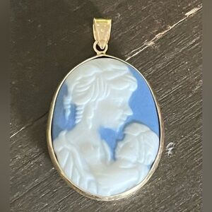 10K JCM Gold Framed Cameo Pendant